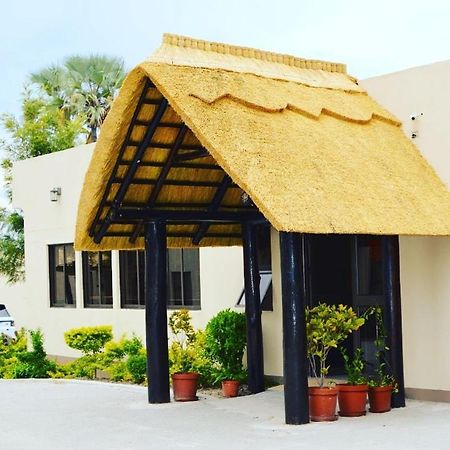 Etang Guesthouse Nata 外观 照片
